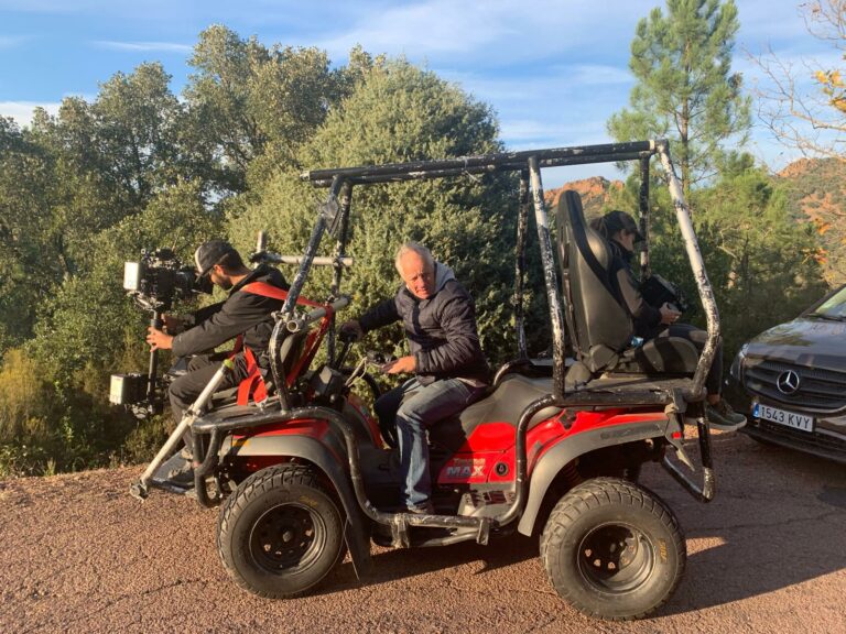 quad travelling cinema